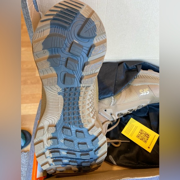 Nike React SFB Carbon Men’s Elite Outdoor Shoes - Picture 6 of 12